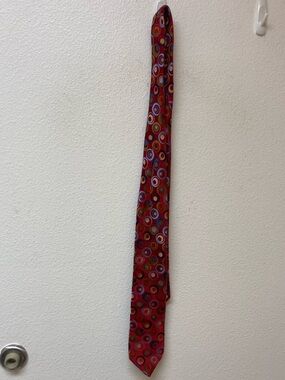 TED BAKER LONDON 💯 Percent Silk Red Retro Tie